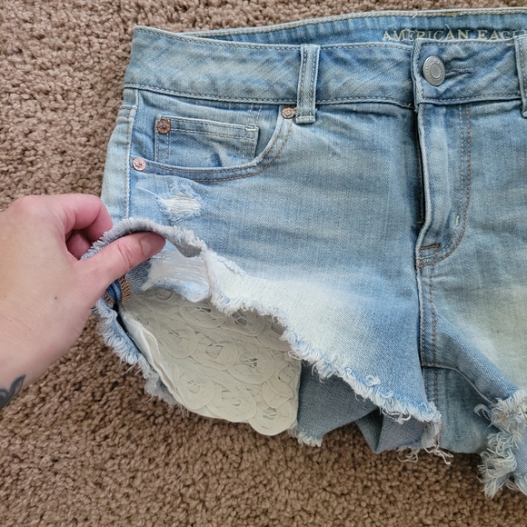 Distressed AE Shorts - Picture 5 of 6